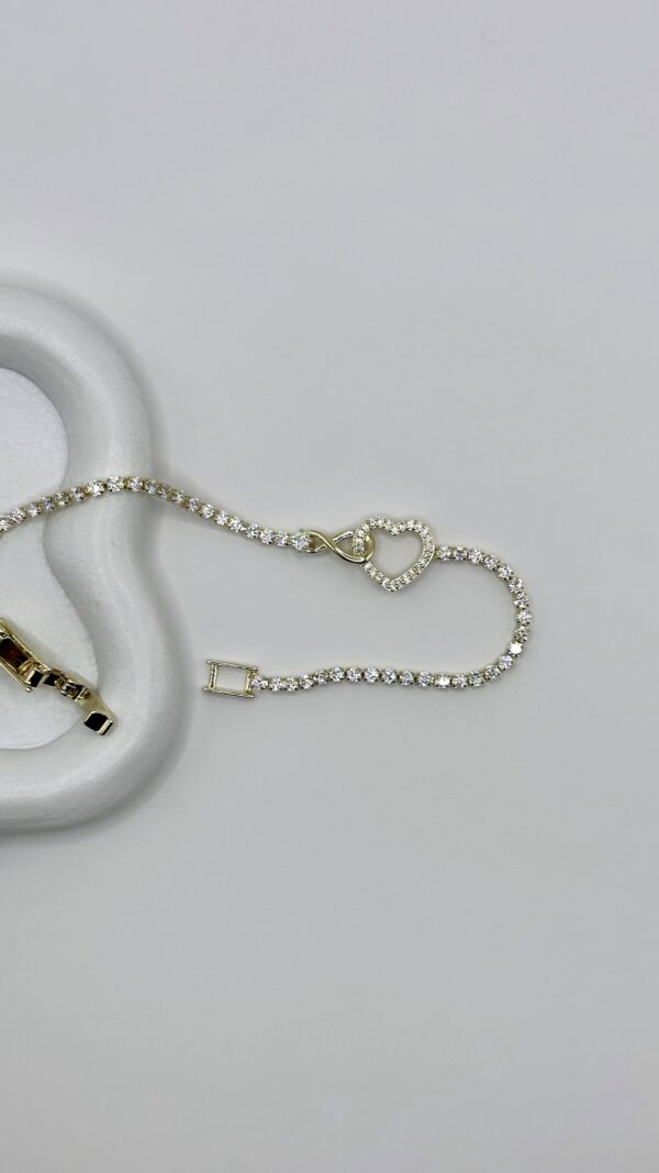 A239C44E-4587-4F39-AAAB-9FBA09C774D6