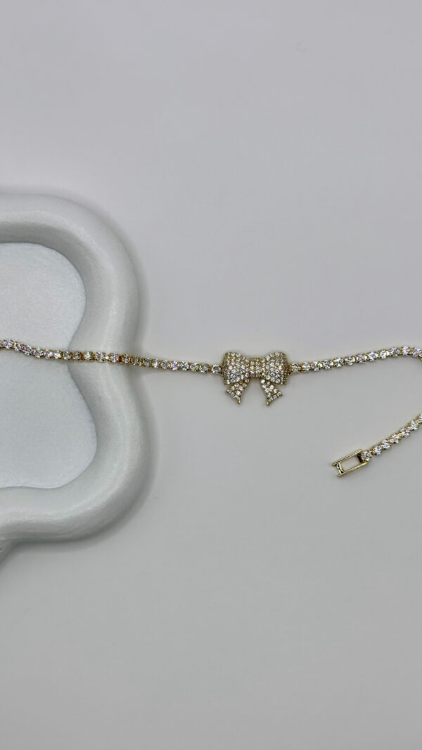 CF0A7DA1-8D8B-4766-9CBE-DDFB1D472D39